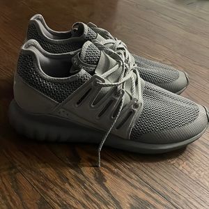 Adidas Tubular Radial Sneakers